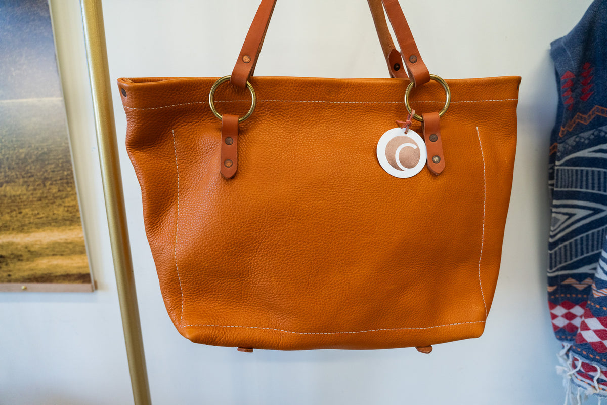 Arizona No. 2 Tote - Sample Hardware