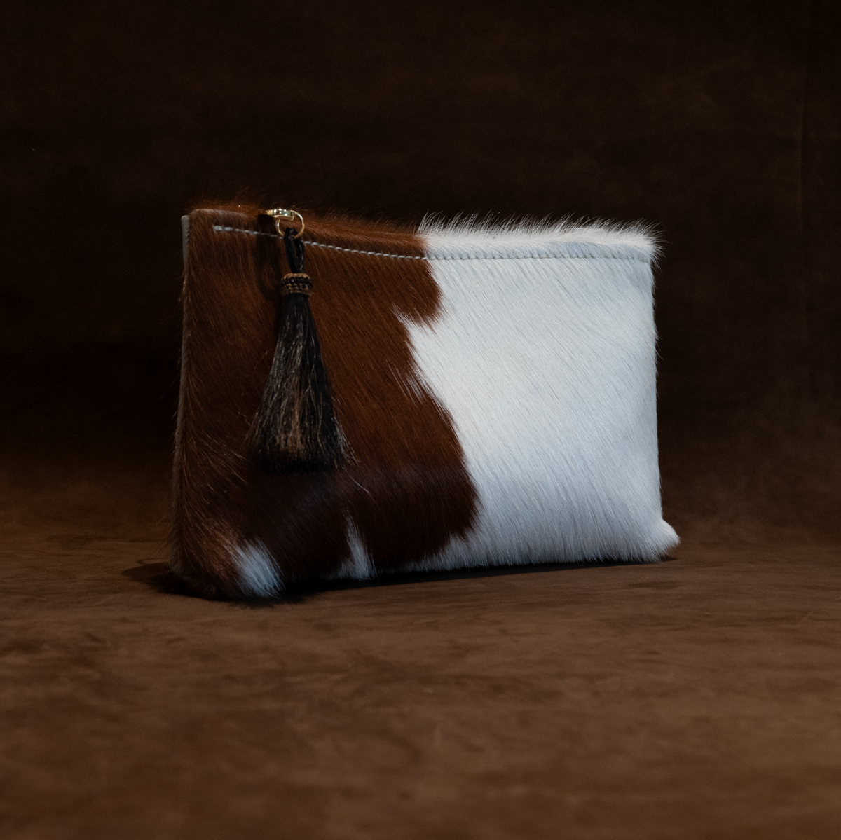 Zippy Clutch | Light Grey  & Brown Hide