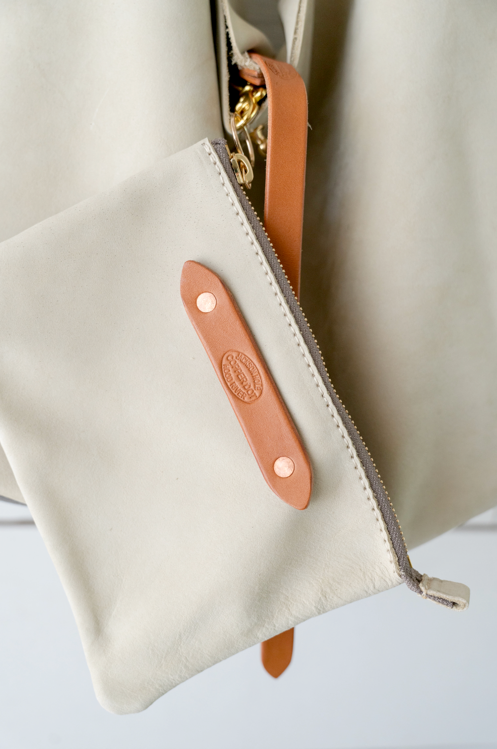 Linen Mini Resi Zip Pouch