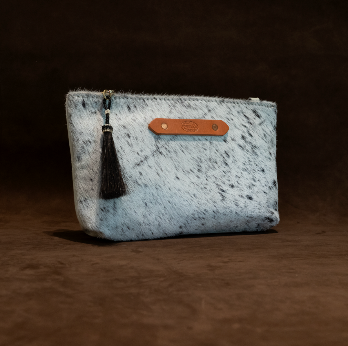 Zippy Clutch | Cream & Black Hide